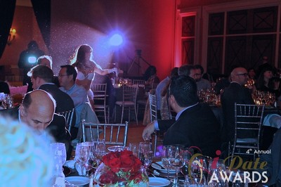 As starlettes de Vegas entretêm nos Prêmios iDate 2013 em Las Vegas